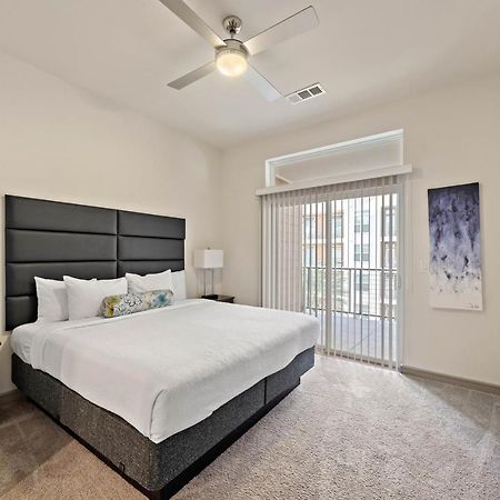 Renu At Downtown Houston Apartamento Exterior foto