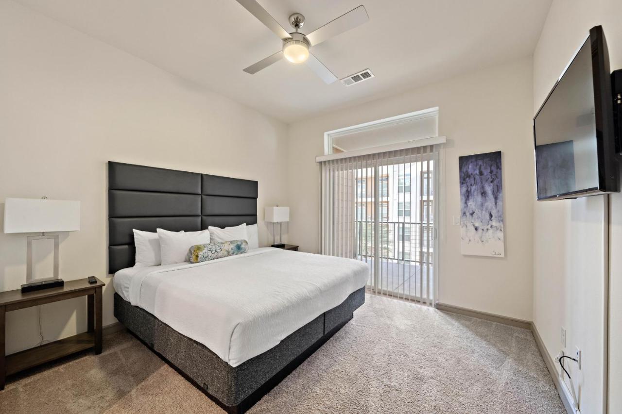 Renu At Downtown Houston Apartamento Exterior foto